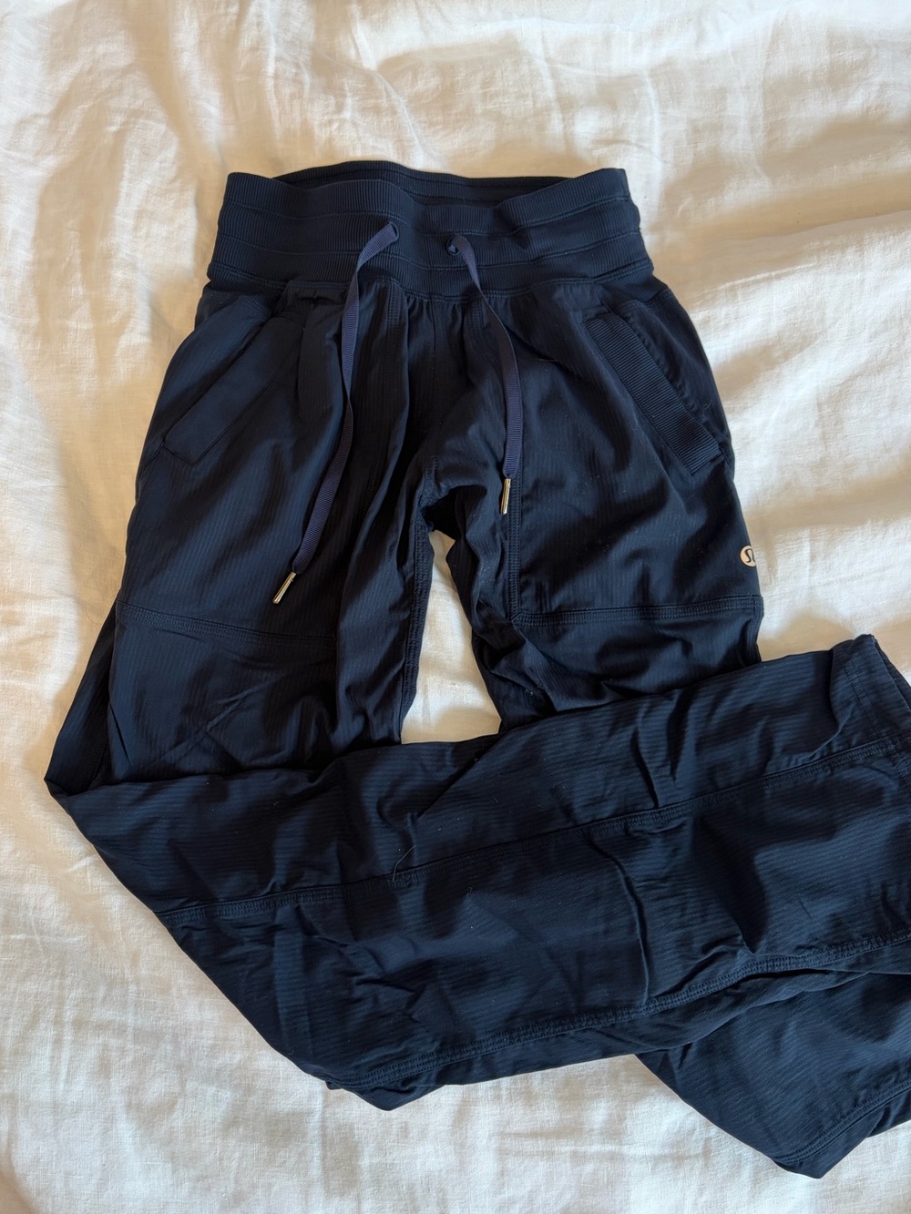 Lululemon - Dance Studio Mid-Rise Pant - Regular Length - Navy - Size 0 !! 🫐